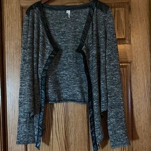 Women’s black shrug